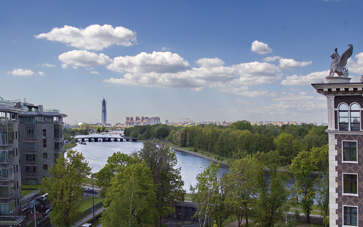 вид из окна Esper club